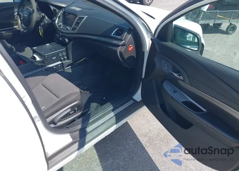 2014 Chevrolet Caprice Police из США, поврежденный, VIN 6G3NS5U22EL929785